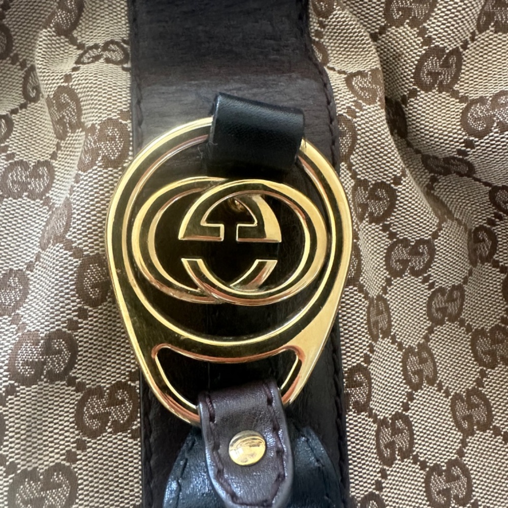 Gucci Bag - Picture 4 of 7